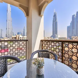  شقة Ultra Luxury Downtown - Full Burj Khalifa View - 5 Min Walk To Mall!